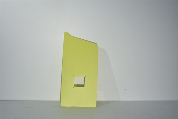 206-031-119-101 - Panel, Kick, Bell 206