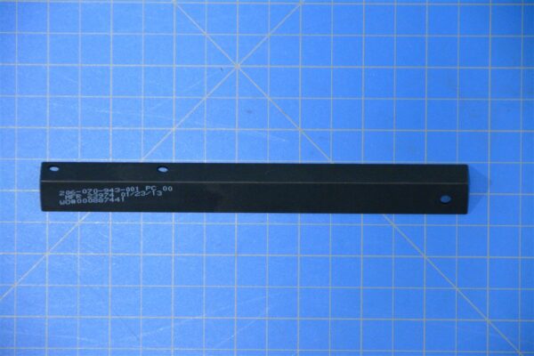 206-070-943-001 - Bracket, Bell 206
