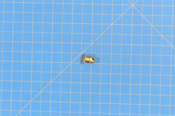 50-005A14 - Stud