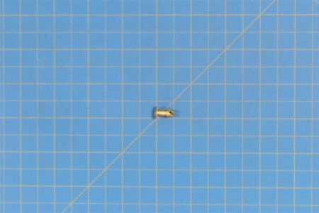 50-007A18 - Stud