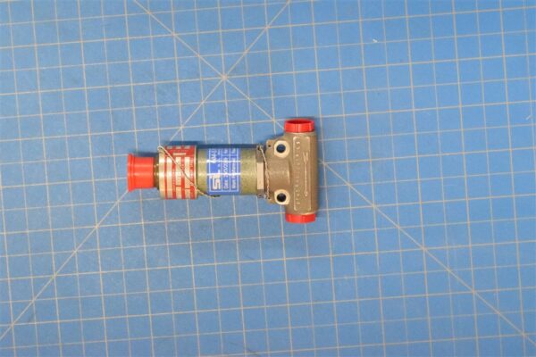 AV1B1501 - Valve, Heater Fuel