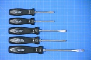 JHW100P-5MD - 5 PC ENDUROGRIP™ MIXED SCREWDRIVER SET
