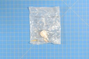 M39012/01-0503 - Connector