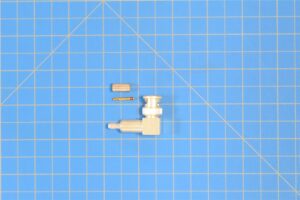 M39012/20-0504 - Connector
