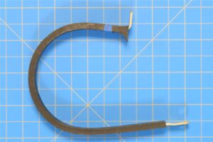 MS21919WDG40 - Clamp