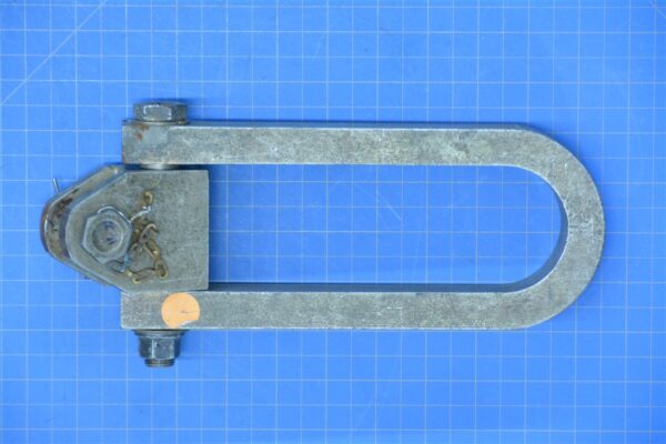 T101897 - LIFTING EYE CLEVIS, RENTAL TOOL, FOR USE ON BELL HELICOPTERS