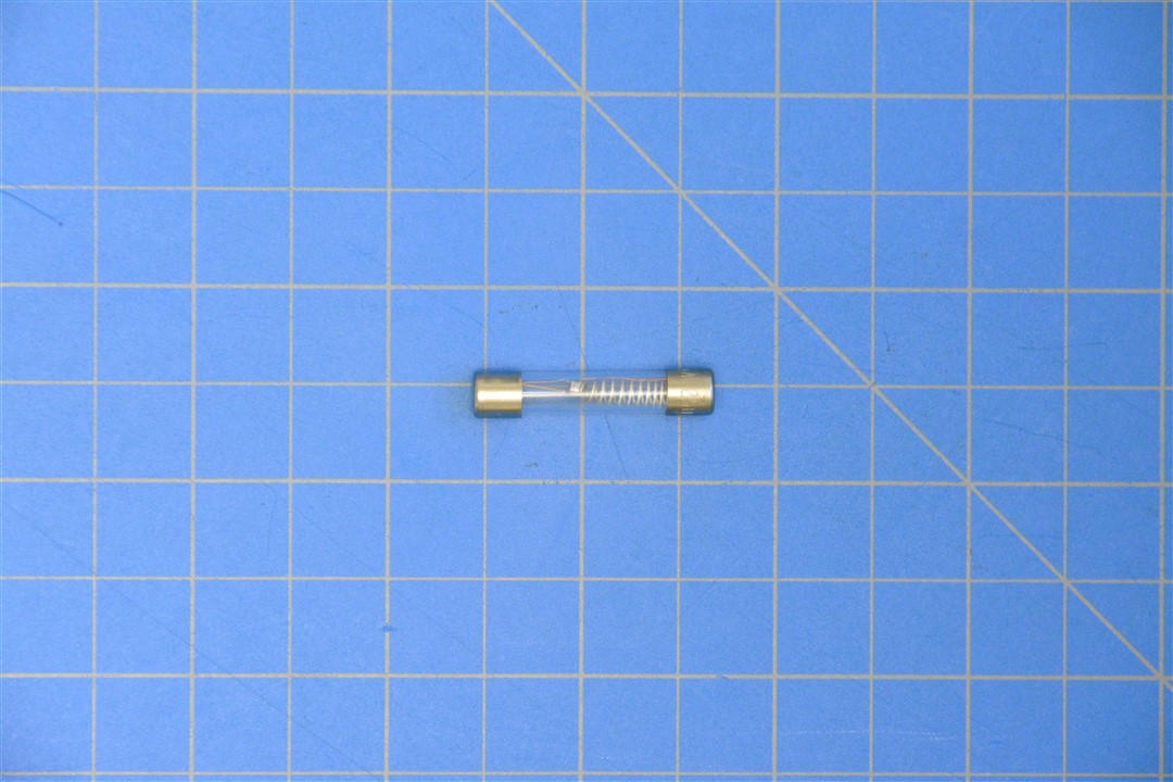 21001 0028 21001-0028.jpg