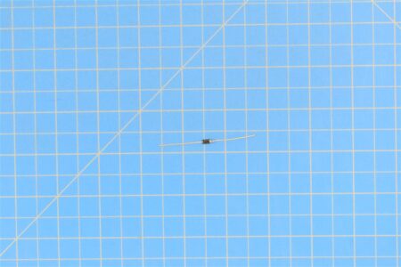 1n4007-1.jpg 1n4007-1.jpg