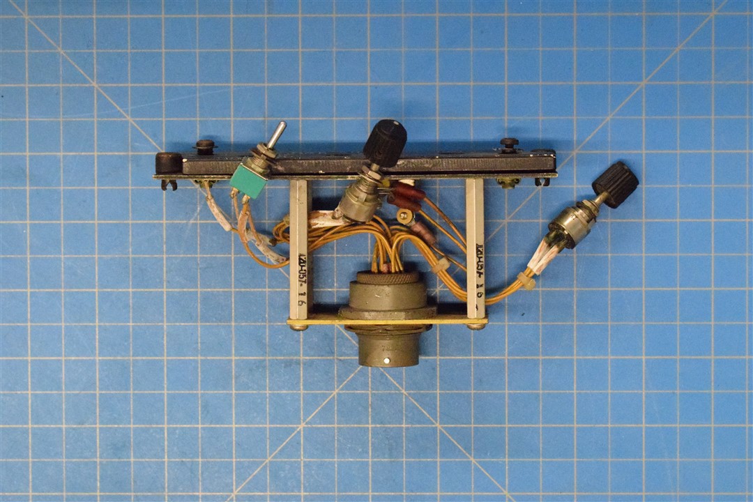 212 077 168 001 1 212-077-168-001-1.jpg