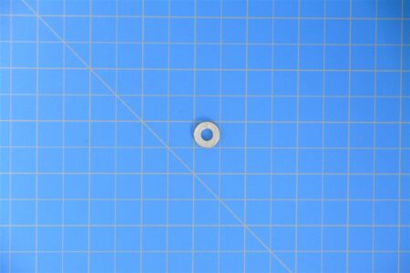 LK33048.jpg LK33048.jpg