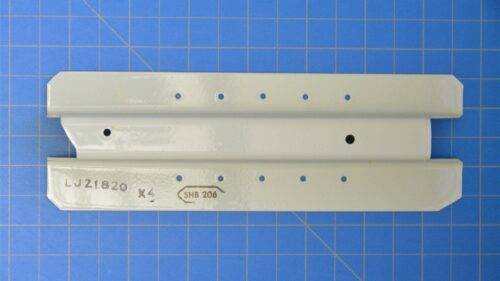PN_LJ21820_1.jpg