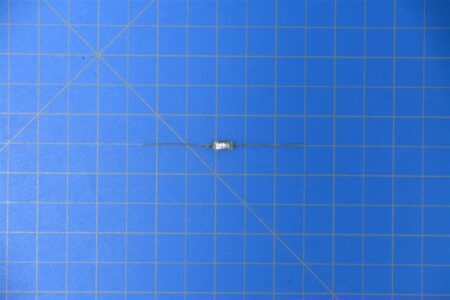 cy10c100j.jpg cy10c100j.jpg